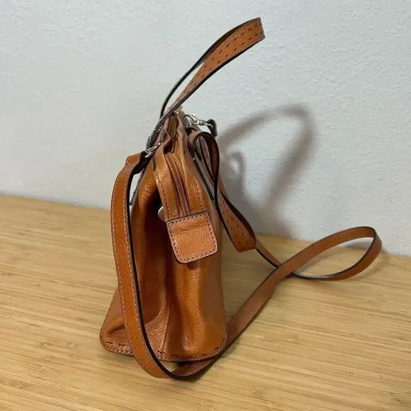 Fossil Tan Leather Crossbody Bag - Picture 5 of 10